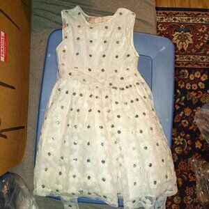 Girls white dress with white and silver flowers 6x/7